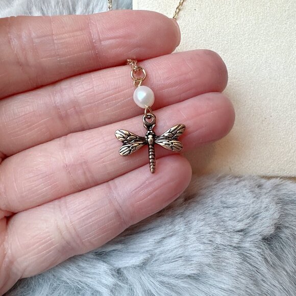 Mini Antique Gold Dragonfly Freshwater Pearl Charm Necklace - Picture 4 of 4